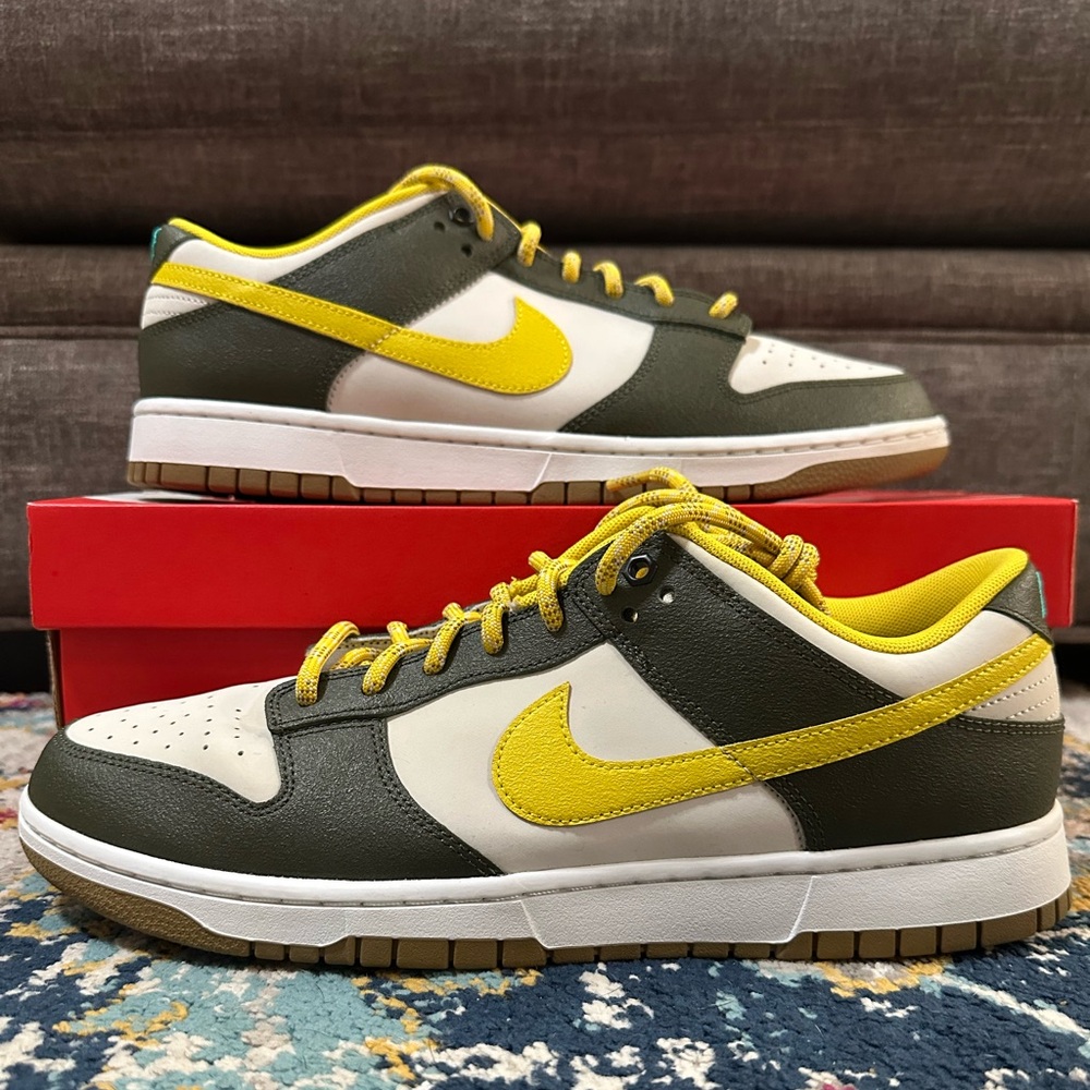 Nike Men's Athletic Shoes - Olive and Yellow